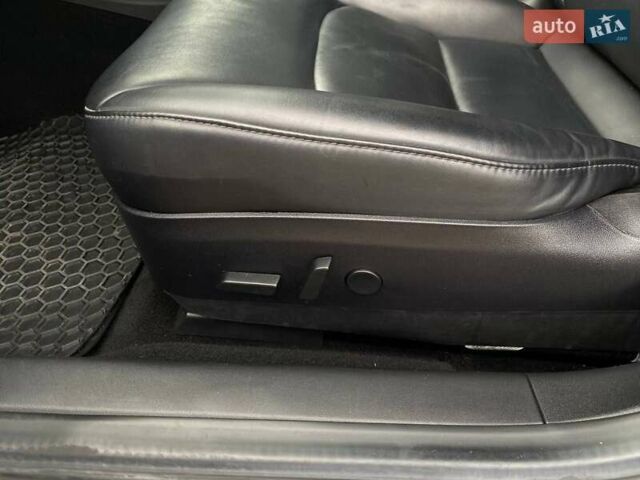 Черный Тесла Модель 3, объемом двигателя 0 л и пробегом 160 тыс. км за 16500 $, фото 52 на Automoto.ua