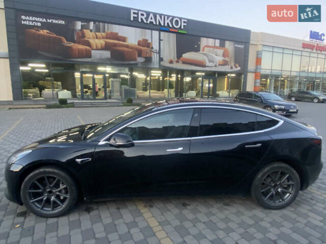 Тесла Модель 3 2018 в Хмельницком на Automoto.ua Черный Тесла Модель 3, объемом двигателя 0 л и пробегом 177 тыс. км за 16600 $, фото 29 на Automoto.ua