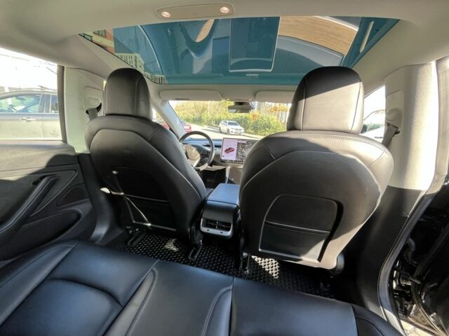 Черный Тесла Модель 3, объемом двигателя 0 л и пробегом 193 тыс. км за 16000 $, фото 4 на Automoto.ua