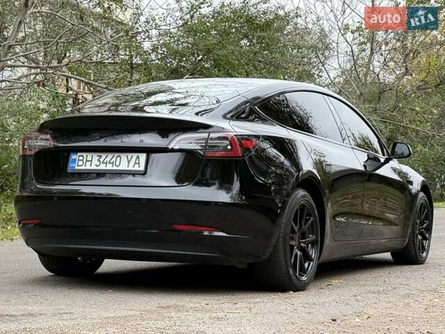 Черный Тесла Модель 3, объемом двигателя 0 л и пробегом 102 тыс. км за 18900 $, фото 14 на Automoto.ua