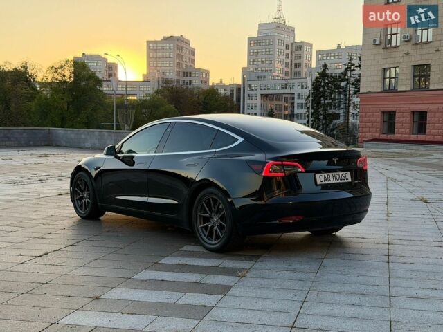 Черный Тесла Модель 3, объемом двигателя 0 л и пробегом 200 тыс. км за 14999 $, фото 2 на Automoto.ua