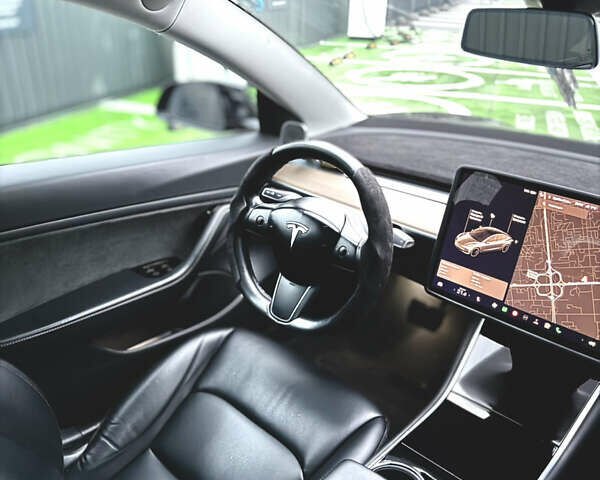 Черный Тесла Модель 3, объемом двигателя 0 л и пробегом 174 тыс. км за 14950 $, фото 38 на Automoto.ua