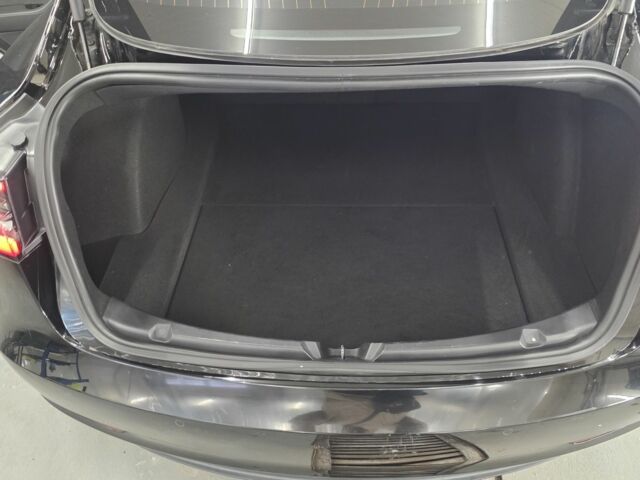 Чорний Тесла Модель 3, об'ємом двигуна 0 л та пробігом 140 тис. км за 14700 $, фото 12 на Automoto.ua