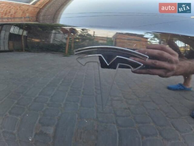 Черный Тесла Модель 3, объемом двигателя 0 л и пробегом 79 тыс. км за 26999 $, фото 24 на Automoto.ua