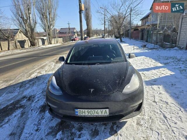 Чорний Тесла Модель 3, об'ємом двигуна 0 л та пробігом 165 тис. км за 15500 $, фото 1 на Automoto.ua