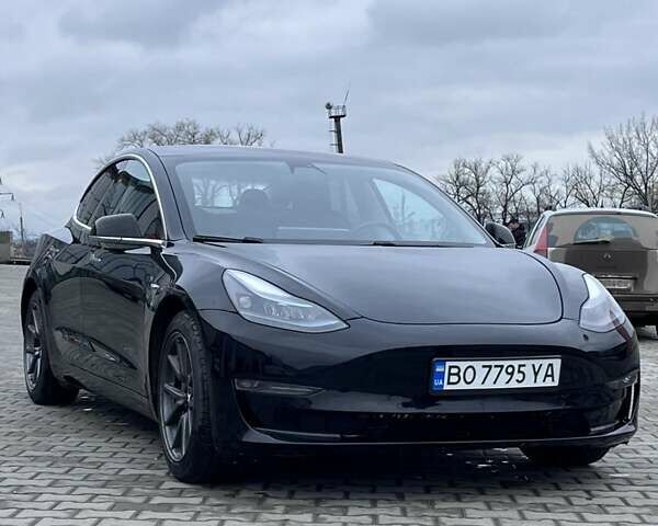 Чорний Тесла Модель 3, об'ємом двигуна 0 л та пробігом 58 тис. км за 15900 $, фото 37 на Automoto.ua