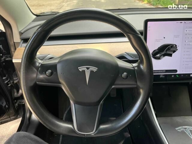 Черный Тесла Модель 3, объемом двигателя 0 л и пробегом 205 тыс. км за 13980 $, фото 18 на Automoto.ua