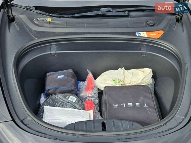 Черный Тесла Модель 3, объемом двигателя 0 л и пробегом 205 тыс. км за 17500 $, фото 18 на Automoto.ua