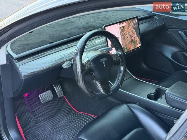 Черный Тесла Модель 3, объемом двигателя 0 л и пробегом 199 тыс. км за 18500 $, фото 10 на Automoto.ua