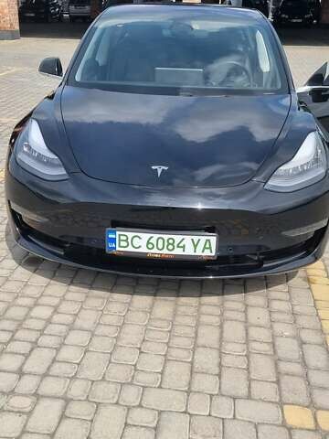 Черный Тесла Модель 3, объемом двигателя 0 л и пробегом 45 тыс. км за 21000 $, фото 1 на Automoto.ua