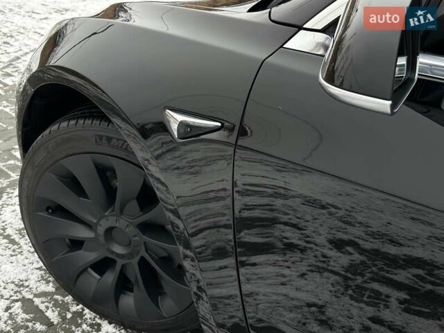 Черный Тесла Модель 3, объемом двигателя 0 л и пробегом 114 тыс. км за 16750 $, фото 15 на Automoto.ua