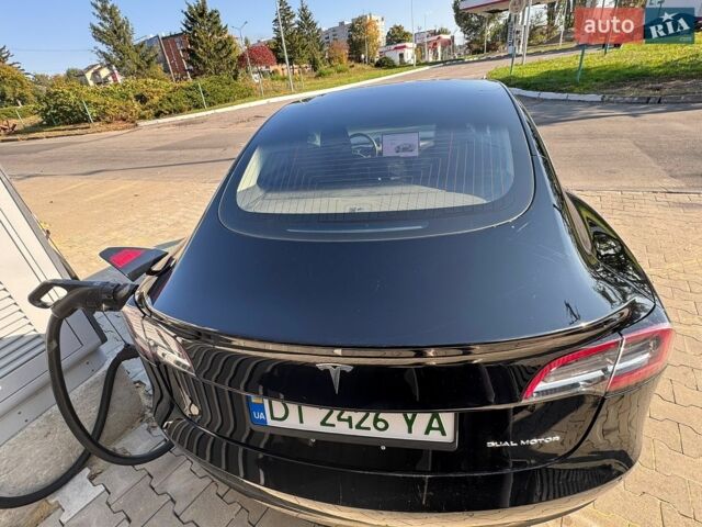 Чорний Тесла Модель 3, об'ємом двигуна 0 л та пробігом 102 тис. км за 16500 $, фото 6 на Automoto.ua