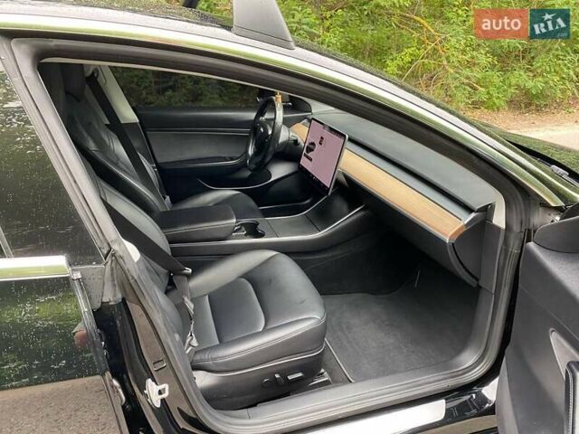 Черный Тесла Модель 3, объемом двигателя 0 л и пробегом 131 тыс. км за 17500 $, фото 37 на Automoto.ua
