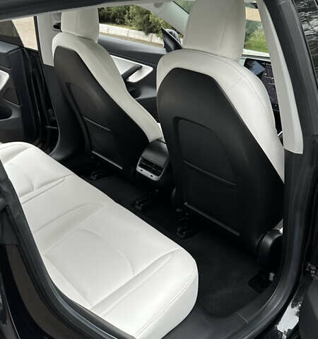 Чорний Тесла Модель 3, об'ємом двигуна 0 л та пробігом 187 тис. км за 17000 $, фото 39 на Automoto.ua