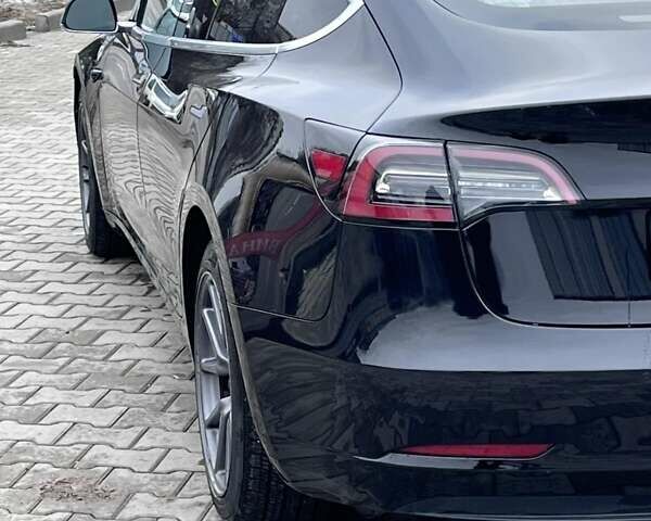 Чорний Тесла Модель 3, об'ємом двигуна 0 л та пробігом 58 тис. км за 15900 $, фото 9 на Automoto.ua