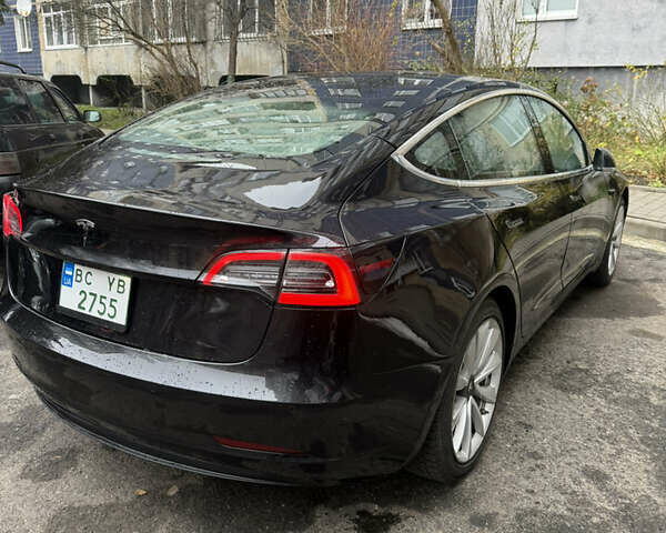 Чорний Тесла Модель 3, об'ємом двигуна 0 л та пробігом 107 тис. км за 16200 $, фото 1 на Automoto.ua