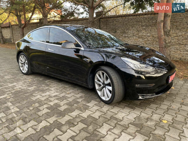 Черный Тесла Модель 3, объемом двигателя 0 л и пробегом 160 тыс. км за 14500 $, фото 1 на Automoto.ua