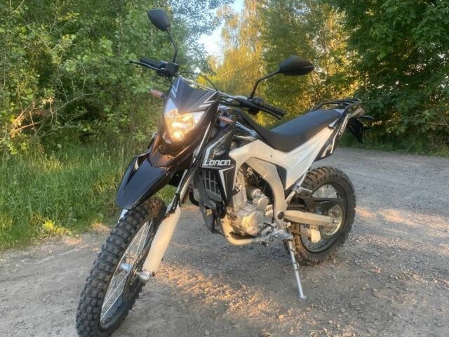 Чорний Тесла Модель 3, об'ємом двигуна 0 л та пробігом 200 тис. км за 14999 $, фото 7 на Automoto.ua