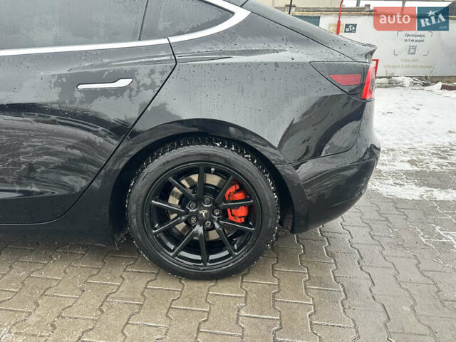 Черный Тесла Модель 3, объемом двигателя 0 л и пробегом 163 тыс. км за 15000 $, фото 3 на Automoto.ua
