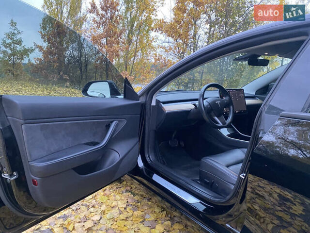 Тесла Модель 3 2018 в Виннице на Automoto.ua Черный Тесла Модель 3, объемом двигателя 0 л и пробегом 95 тыс. км за 16500 $, фото 10 на Automoto.ua