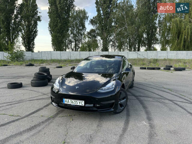 Черный Тесла Модель 3, объемом двигателя 0 л и пробегом 141 тыс. км за 19777 $, фото 1 на Automoto.ua