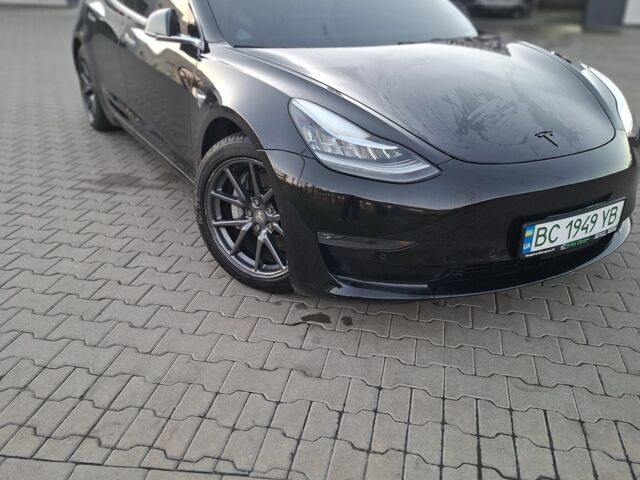 Чорний Тесла Модель 3, об'ємом двигуна 0 л та пробігом 122 тис. км за 17200 $, фото 3 на Automoto.ua