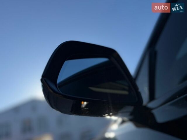 Черный Тесла Модель 3, объемом двигателя 0 л и пробегом 100 тыс. км за 13499 $, фото 19 на Automoto.ua