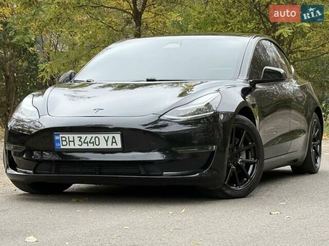 Черный Тесла Модель 3, объемом двигателя 0 л и пробегом 102 тыс. км за 18900 $, фото 26 на Automoto.ua