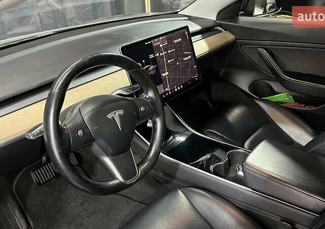 Черный Тесла Модель 3, объемом двигателя 0 л и пробегом 147 тыс. км за 17500 $, фото 6 на Automoto.ua