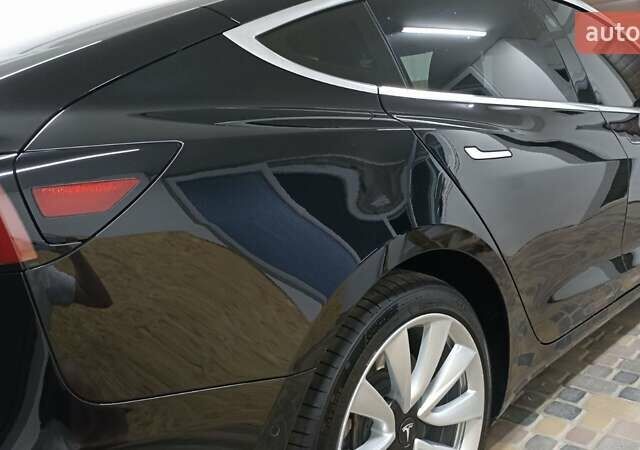 Тесла Модель 3 2018 у Умани на Automoto.ua Чорний Тесла Модель 3, об'ємом двигуна 0 л та пробігом 201 тис. км за 19000 $, фото 54 на Automoto.ua