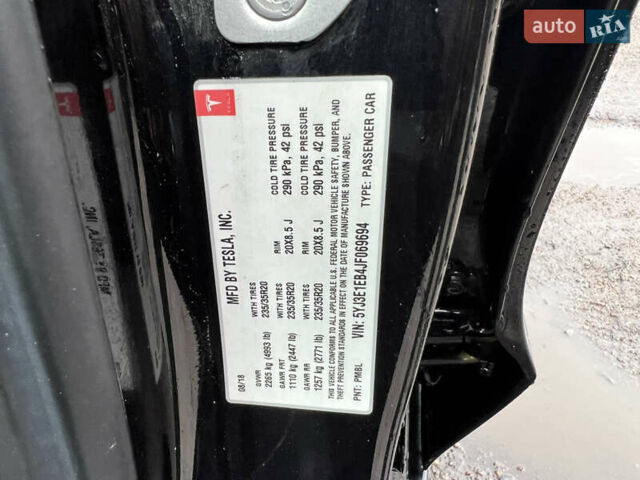 Чорний Тесла Модель 3, об'ємом двигуна 0 л та пробігом 80 тис. км за 17700 $, фото 11 на Automoto.ua