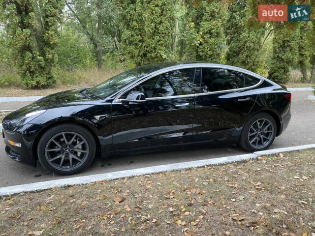 Черный Тесла Модель 3, объемом двигателя 0 л и пробегом 175 тыс. км за 16900 $, фото 2 на Automoto.ua
