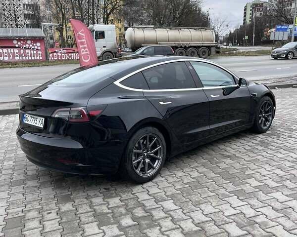 Чорний Тесла Модель 3, об'ємом двигуна 0 л та пробігом 58 тис. км за 15900 $, фото 4 на Automoto.ua