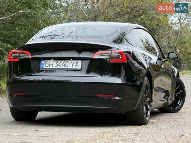 Черный Тесла Модель 3, объемом двигателя 0 л и пробегом 102 тыс. км за 18900 $, фото 29 на Automoto.ua