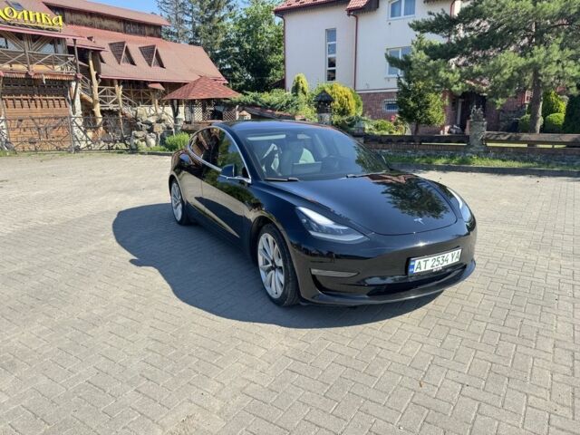 Чорний Тесла Модель 3, об'ємом двигуна 0 л та пробігом 124 тис. км за 15702 $, фото 1 на Automoto.ua