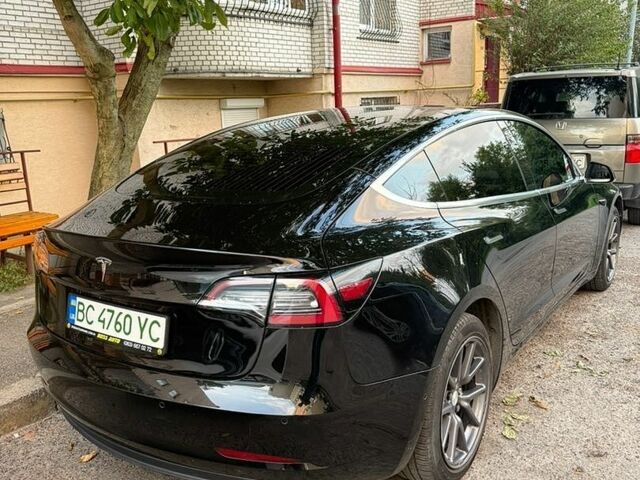 Чорний Тесла Модель 3, об'ємом двигуна 0 л та пробігом 104 тис. км за 15500 $, фото 2 на Automoto.ua