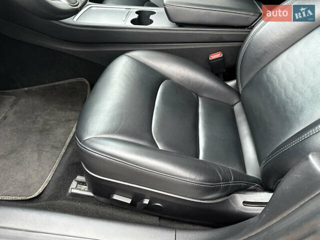 Чорний Тесла Модель 3, об'ємом двигуна 0 л та пробігом 116 тис. км за 19800 $, фото 20 на Automoto.ua