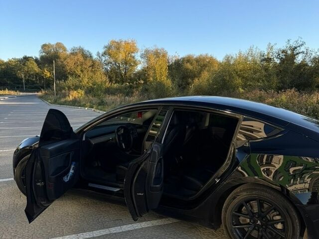 Чорний Тесла Модель 3, об'ємом двигуна 0 л та пробігом 133 тис. км за 17400 $, фото 18 на Automoto.ua