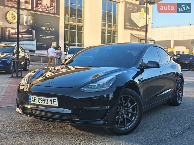 Черный Тесла Модель 3, объемом двигателя 0 л и пробегом 98 тыс. км за 16900 $, фото 9 на Automoto.ua