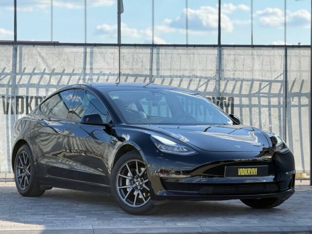 Черный Тесла Модель 3, объемом двигателя 0 л и пробегом 150 тыс. км за 16530 $, фото 5 на Automoto.ua
