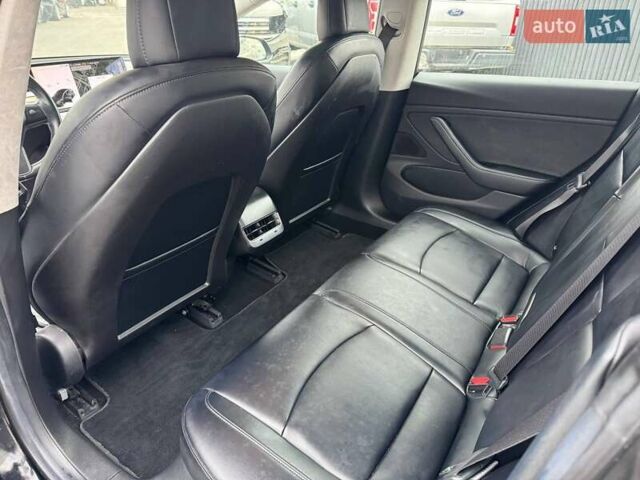 Черный Тесла Модель 3, объемом двигателя 0 л и пробегом 143 тыс. км за 14200 $, фото 11 на Automoto.ua