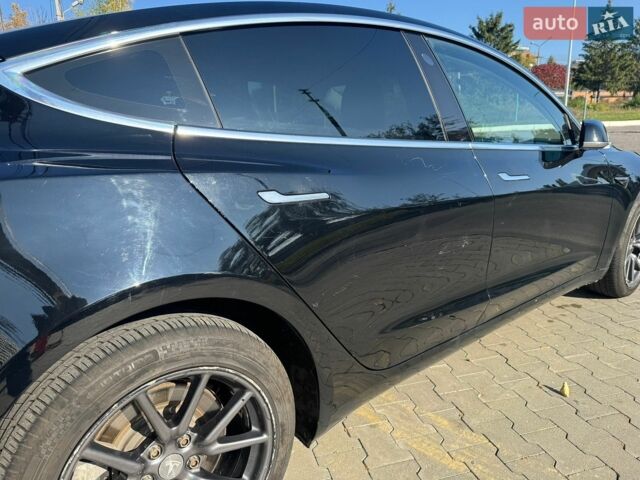 Чорний Тесла Модель 3, об'ємом двигуна 0 л та пробігом 102 тис. км за 16500 $, фото 19 на Automoto.ua