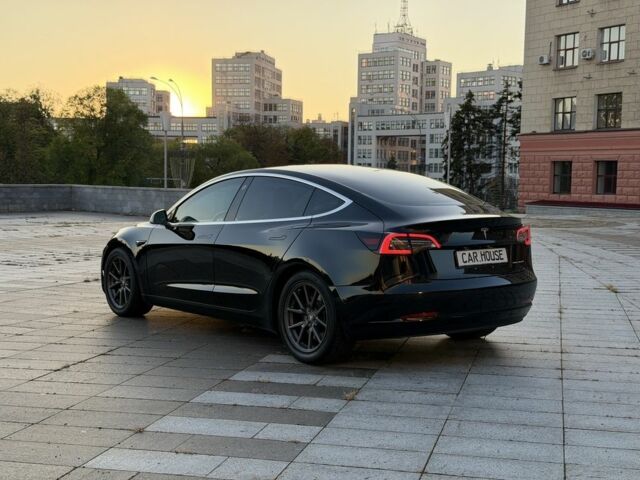Чорний Тесла Модель 3, об'ємом двигуна 0 л та пробігом 200 тис. км за 15070 $, фото 2 на Automoto.ua