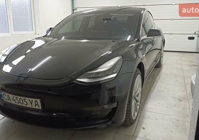 Тесла Модель 3 2018 у Умани на Automoto.ua Чорний Тесла Модель 3, об'ємом двигуна 0 л та пробігом 201 тис. км за 19000 $, фото 95 на Automoto.ua