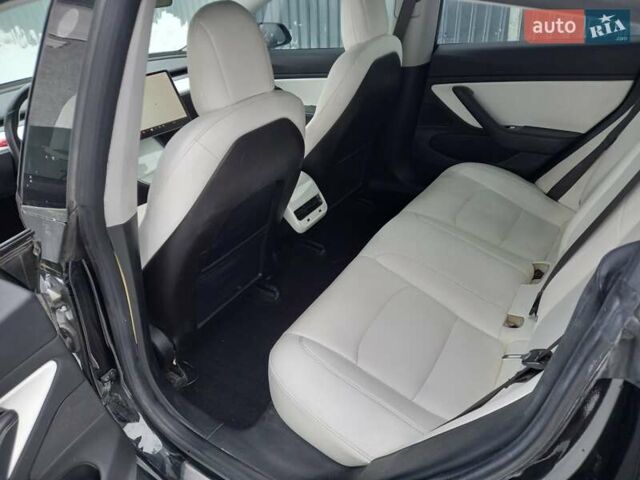 Черный Тесла Модель 3, объемом двигателя 0 л и пробегом 370 тыс. км за 13500 $, фото 10 на Automoto.ua