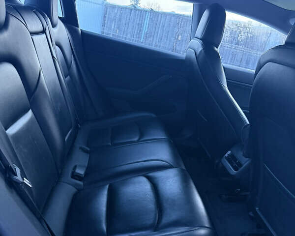 Черный Тесла Модель 3, объемом двигателя 0 л и пробегом 210 тыс. км за 13500 $, фото 3 на Automoto.ua