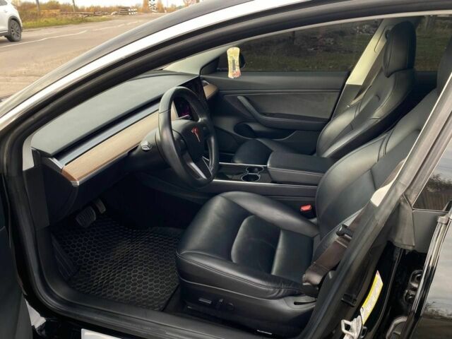 Чорний Тесла Модель 3, об'ємом двигуна 0 л та пробігом 160 тис. км за 16500 $, фото 14 на Automoto.ua