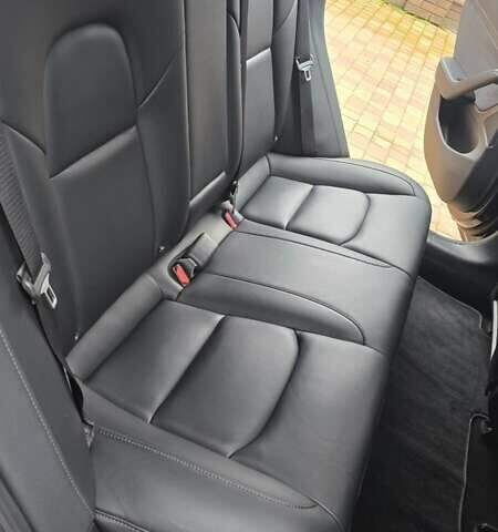 Чорний Тесла Модель 3, об'ємом двигуна 0 л та пробігом 103 тис. км за 19000 $, фото 13 на Automoto.ua