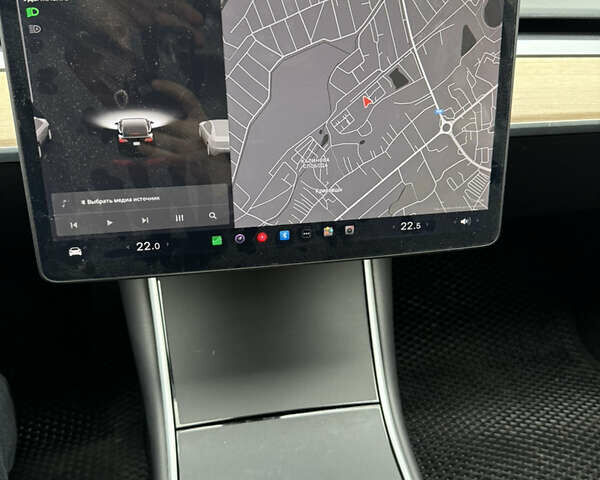 Чорний Тесла Модель 3, об'ємом двигуна 0 л та пробігом 129 тис. км за 15200 $, фото 20 на Automoto.ua