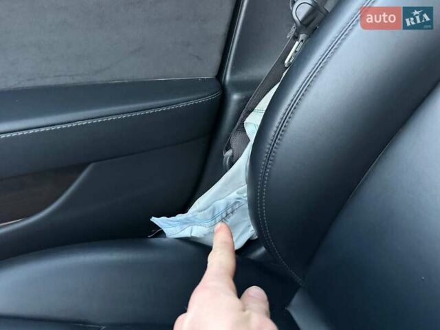 Черный Тесла Модель 3, объемом двигателя 0 л и пробегом 159 тыс. км за 11900 $, фото 13 на Automoto.ua